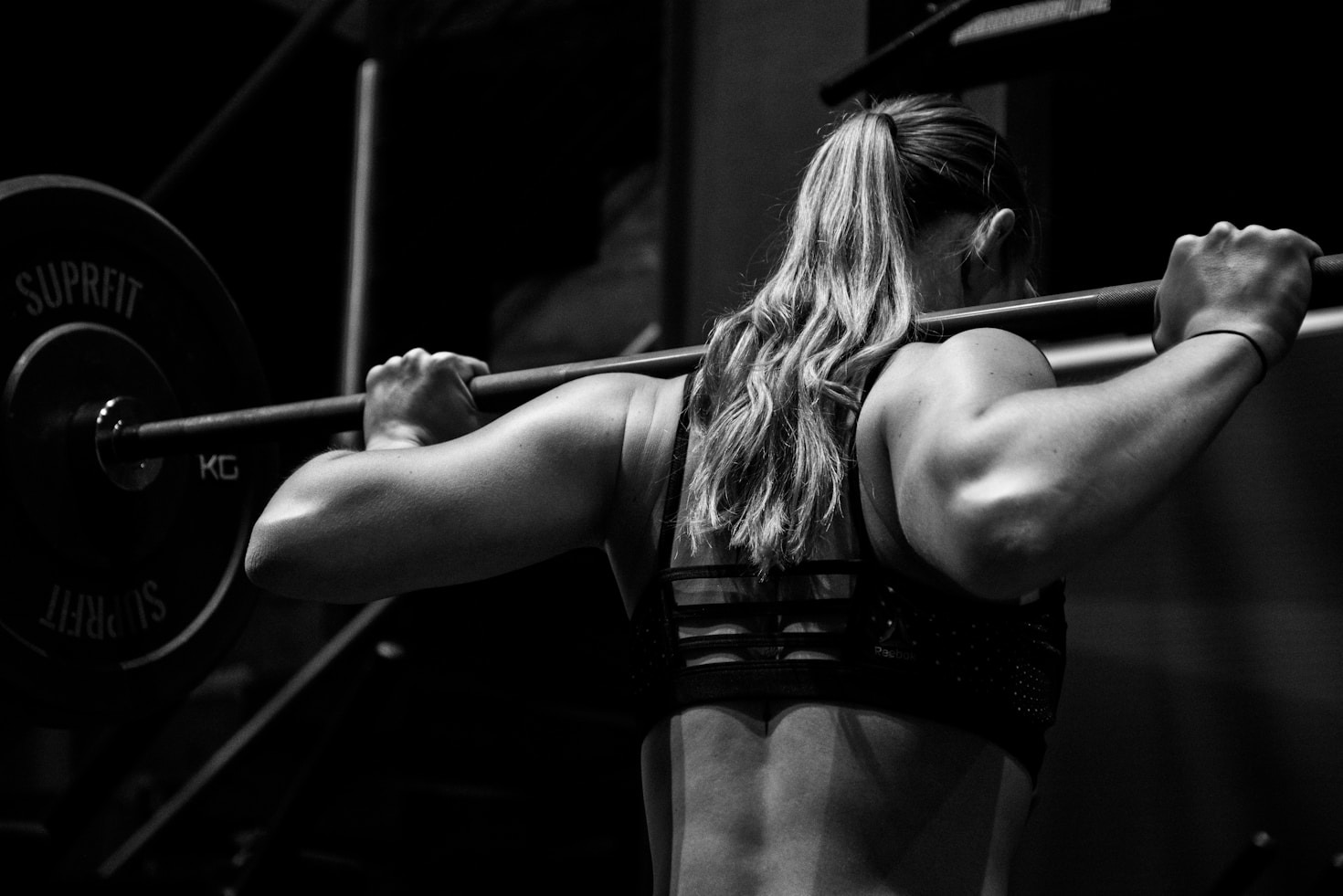 Cinco suplementos essenciais para iniciantes no treino